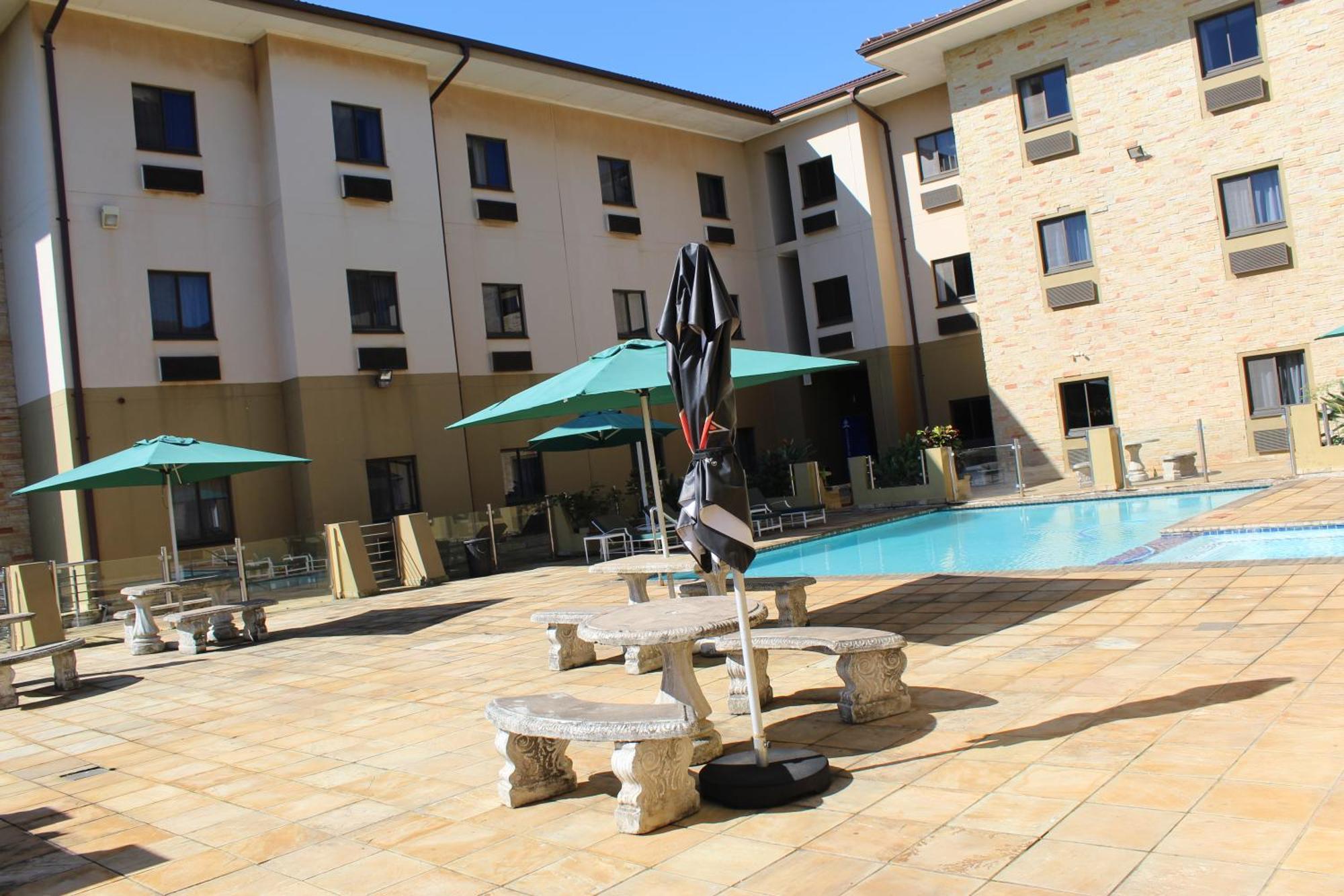 Hampshire Hotel - Ballito Extérieur photo