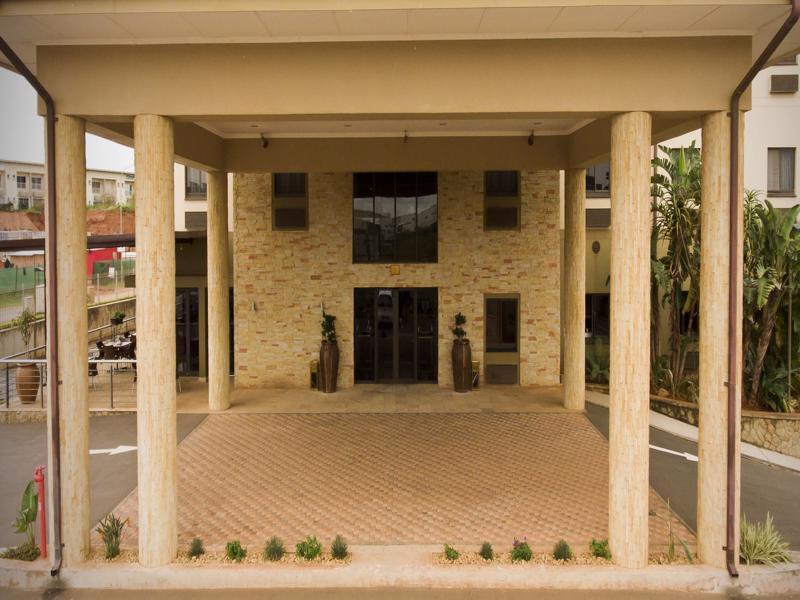 Hampshire Hotel - Ballito Extérieur photo